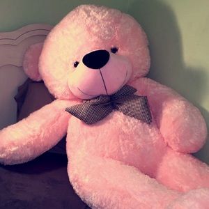 6foot Giant teddy bear color pink